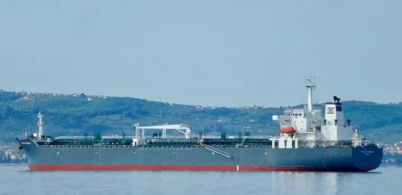VALLE DI SIVIGLIA Tanker IMO 9220938 photo 7