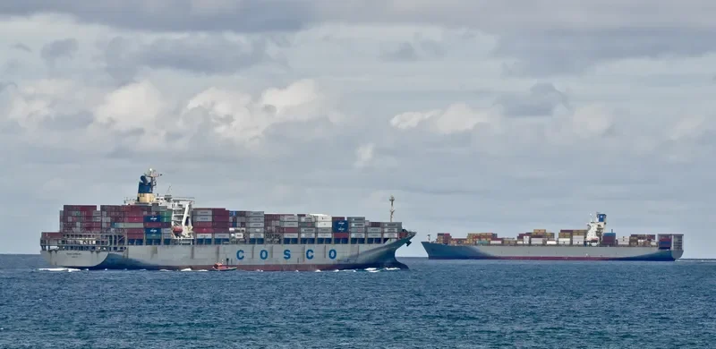 COSCO HAMBURG Container Ship IMO 9221085 photo 7