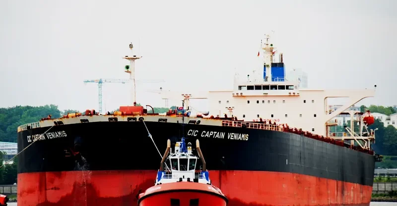 CIC CAPTAIN VENIAMIS Bulk Carrier IMO 9221229 photo 38
