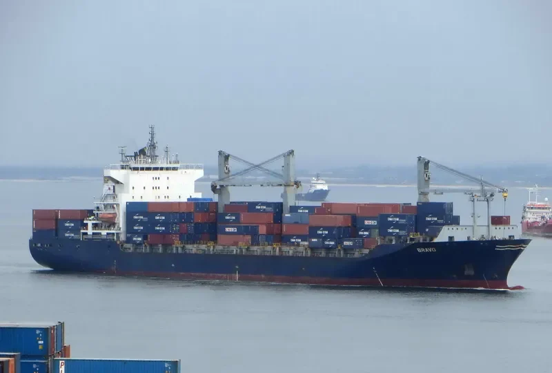 BRAVO Container Ship IMO 9222091 photo 2