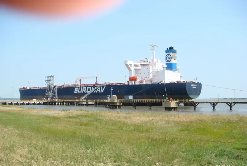 BULL KALIMANTAN Tanker IMO 9223318 photo 8