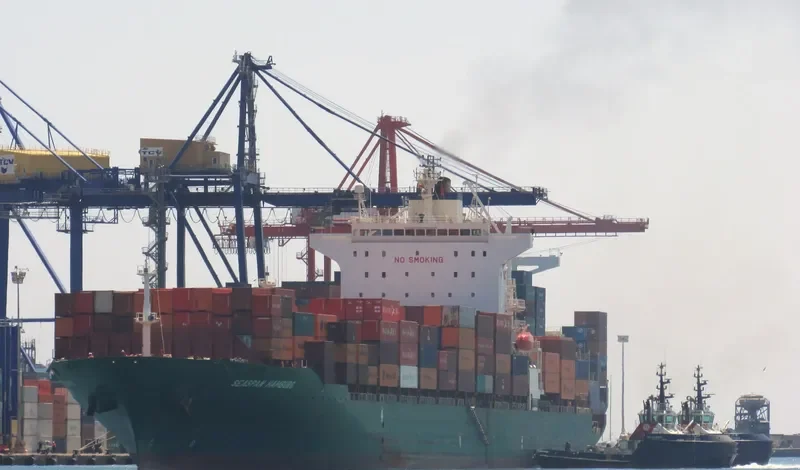 SEASPAN HAMBURG Container Ship IMO 9224300 photo 3