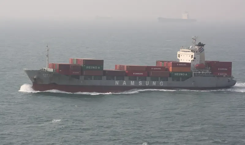 BOHAI STAR Container Ship IMO 9224362 photo 9