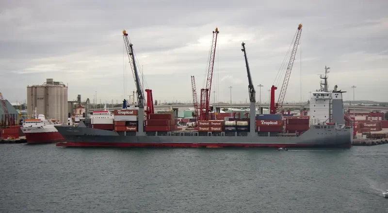 TROPIC UNITY Container Ship IMO 9225275 photo 3