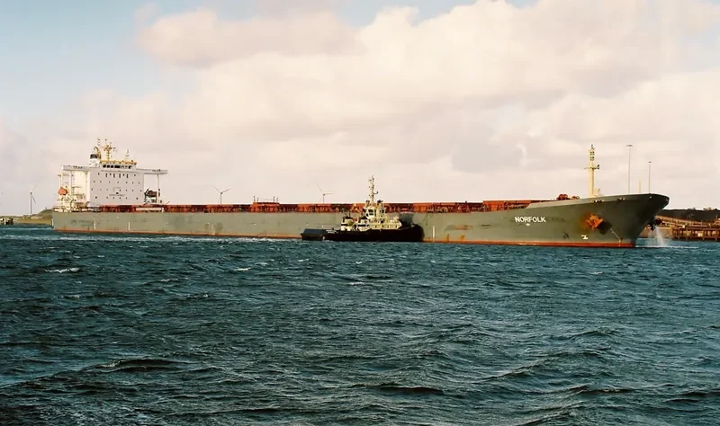 NORFOLK Bulk Carrier IMO 9225809 photo 2
