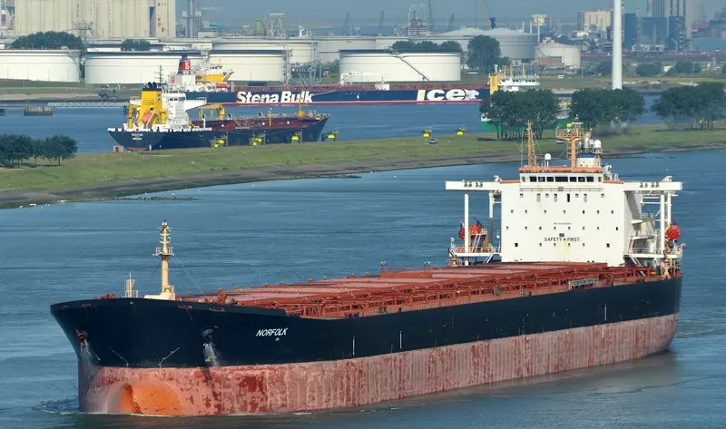 NORFOLK Bulk Carrier IMO 9225809 photo 4