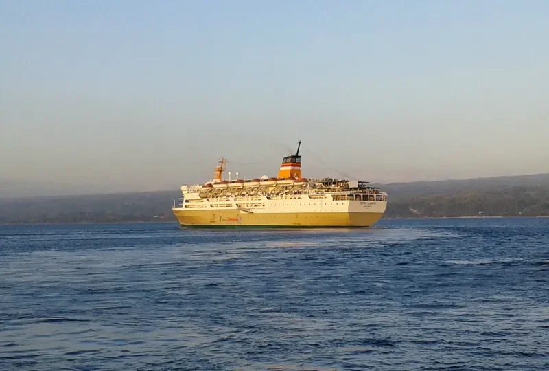 DORO LONDA Passenger Ship IMO 9226487 photo 3