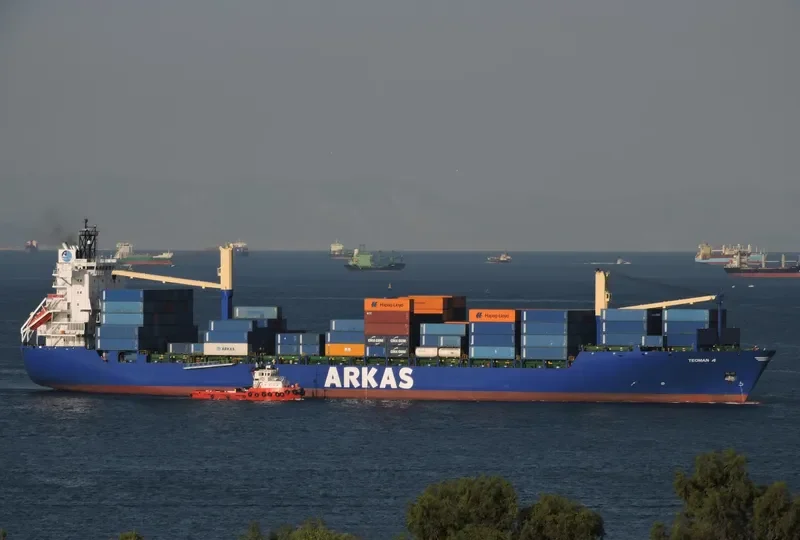 TEOMAN A Container Ship IMO 9226504 photo 9