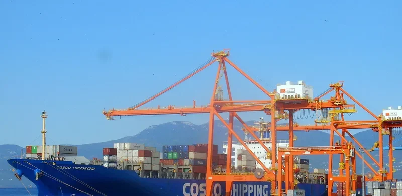 COSCO HONG KONG Container Ship IMO 9227778 photo 10