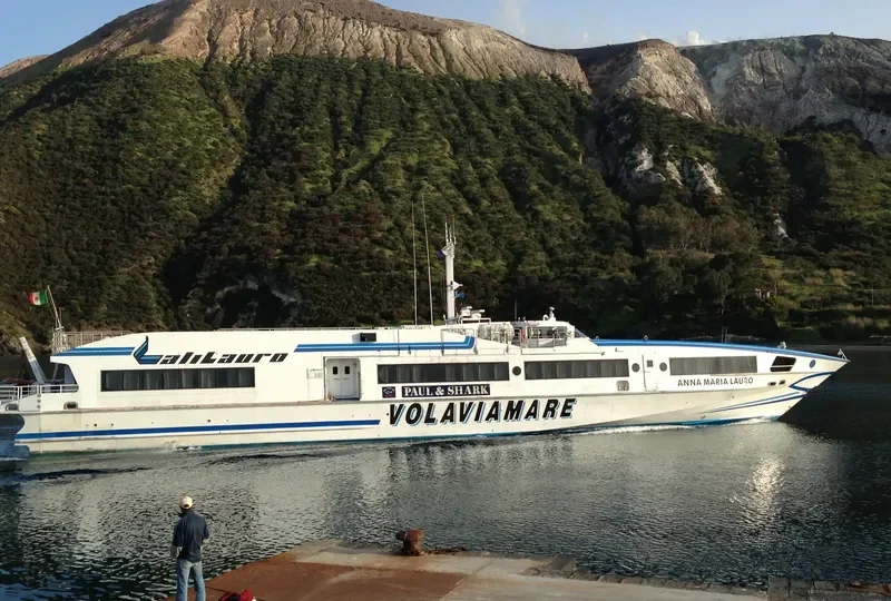 ANNA MARIA LAURO Passenger Ship IMO 9228409 photo 4