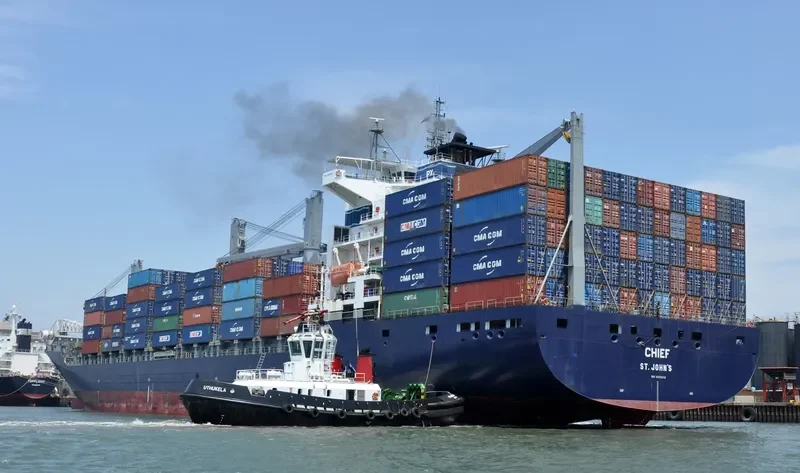 CHIEF Container Ship IMO 9228538