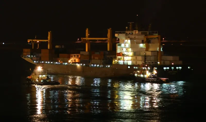 COMMODORE Container Ship IMO 9228552