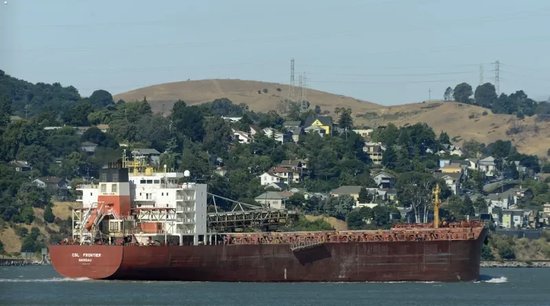 CSL FRONTIER Bulk Carrier IMO 9228734 photo 9