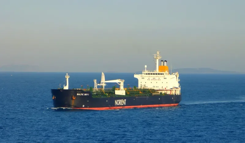 BALTIC SKY I Tanker IMO 9228801 photo 3