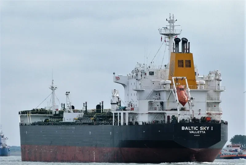 BALTIC SKY I Tanker IMO 9228801 photo 8