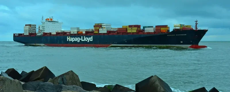 NINGBO EXPRESS Container Ship IMO 9229843 photo 9