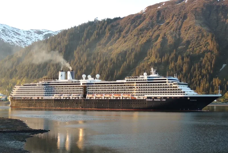 NOORDAM Passenger Ship IMO 9230115 photo 2