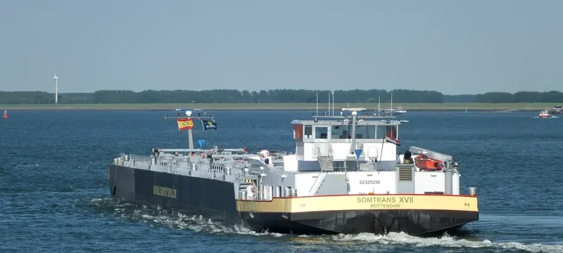 SOMTRANS XVII Tanker IMO 9230799 photo 2