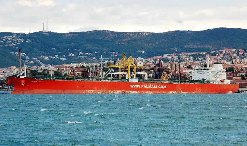 CLARA Tanker IMO 9231767 photo 10