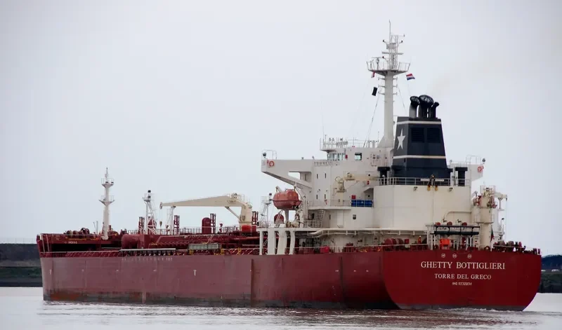 GHETTY BOTTIGLIERI Tanker IMO 9232034 photo 2