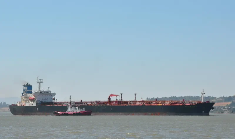 JADE Tanker IMO 9232606 photo 10