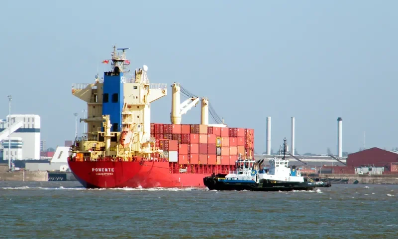 CHARLIE Container Ship IMO 9232656 photo 4