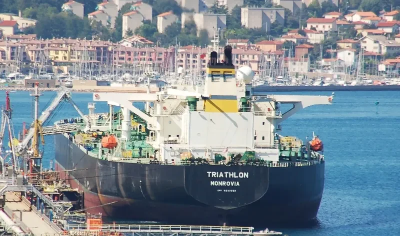 SHADI Tanker IMO 9233222 photo 3
