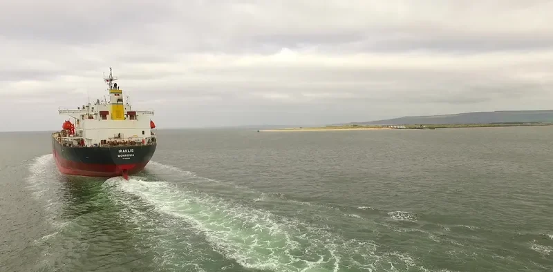 IRAKLIS Bulk Carrier IMO 9233430 photo 7