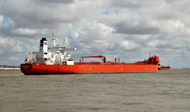 PETROATLANTIC Tanker IMO 9233818 photo 2