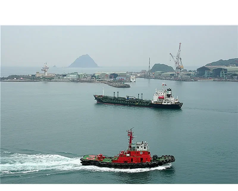 GOLDEN FORTUNE Tanker IMO 9233870 photo 7