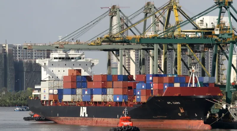 APL CAIRO Container Ship IMO 9234109 photo 9
