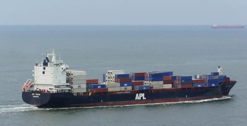 APL PUSAN Container Ship IMO 9234123 photo 8