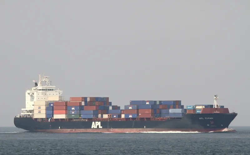APL PUSAN Container Ship IMO 9234123 photo 10