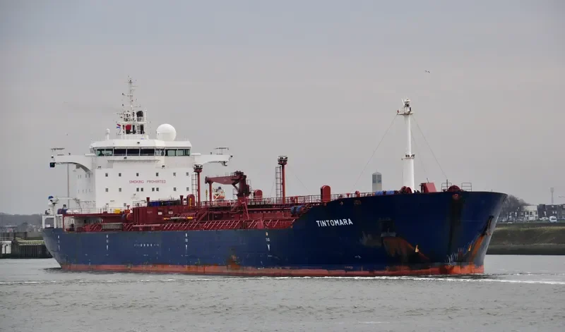 TINTOMARA Tanker IMO 9234599 photo 6