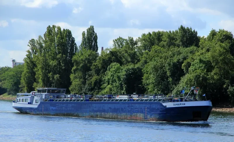 TAMARIVA Tanker IMO 9234812 photo 4