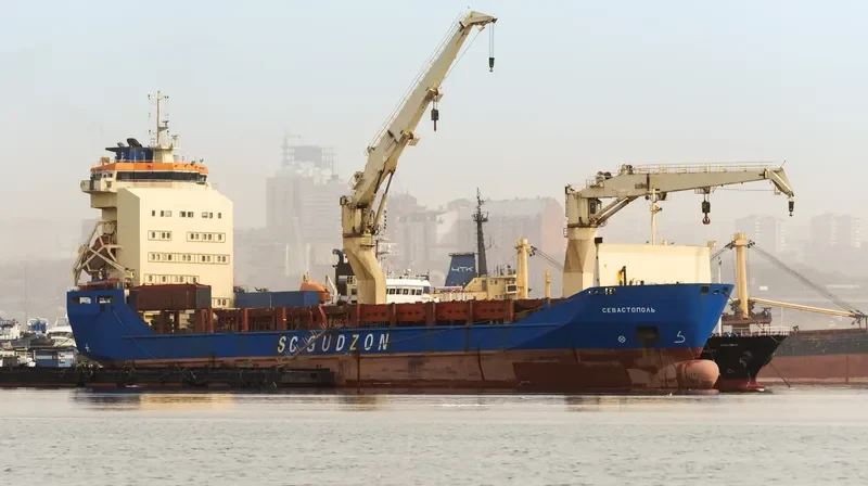SEVASTOPOL Container Ship IMO 9235127 photo 13