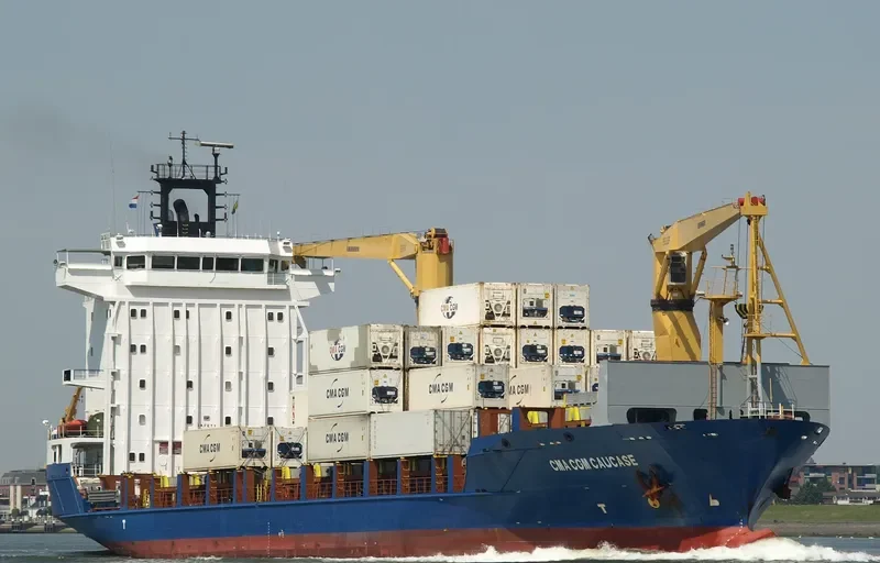 CELINA Container Ship IMO 9235373 photo 8