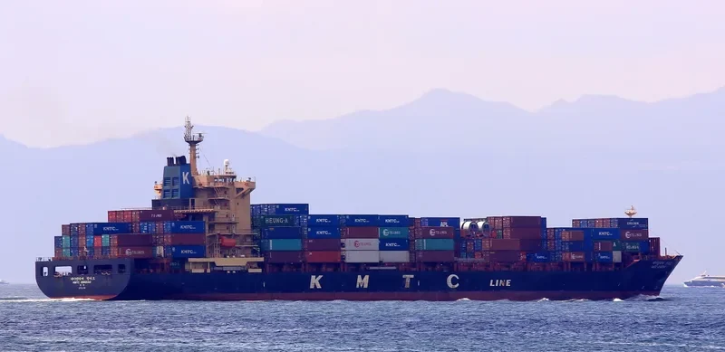 KMTC QINGDAO Container Ship IMO 9235593 photo 5