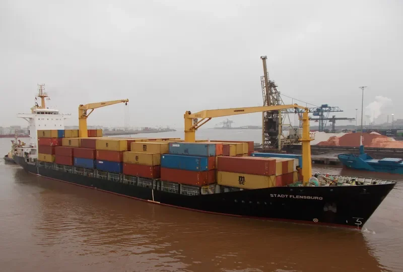 MSC VERA F Container Ship IMO 9235610 photo 3