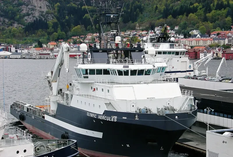 OLYMPIC HERCULES Offshore Vessel IMO 9235672 photo 3