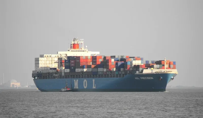 MOL PRECISION Container Ship IMO 9236470 photo 3