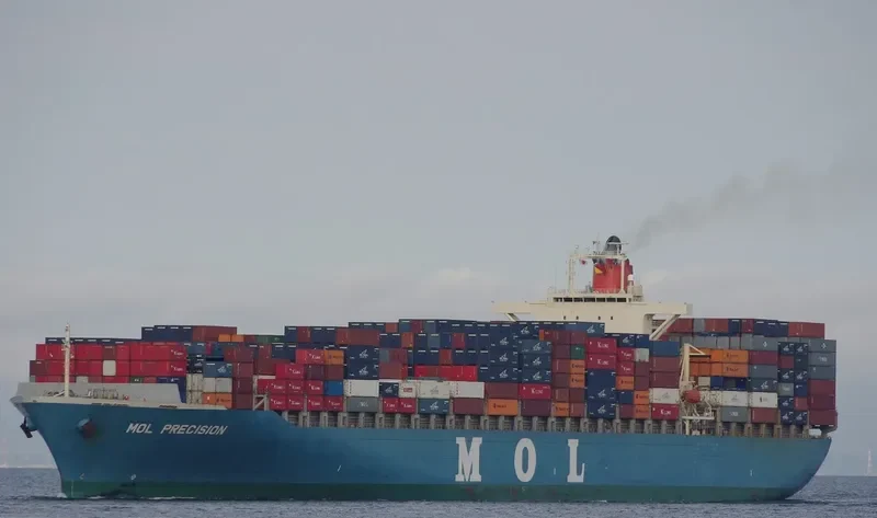MOL PRECISION Container Ship IMO 9236470 photo 5