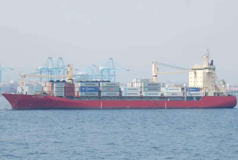 ATLANTIC NORTH Container Ship IMO 9236597 photo 3