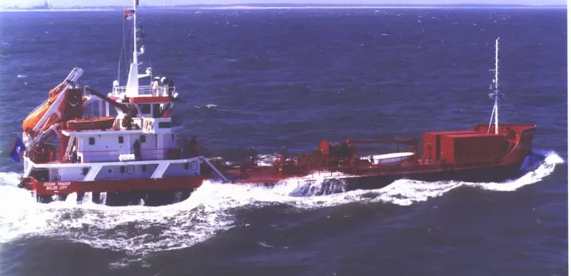 OCEAN TRADER Tanker IMO 9236602 photo 3