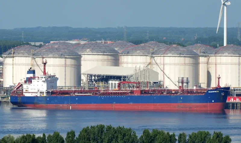 SEAEMPRESS Tanker IMO 9236755 photo 3