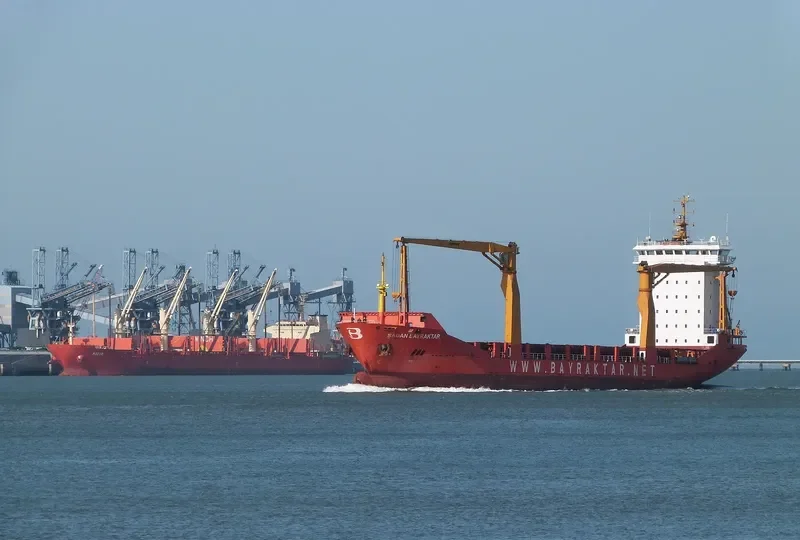 AKHISAR General Cargo IMO 9237149 photo 8