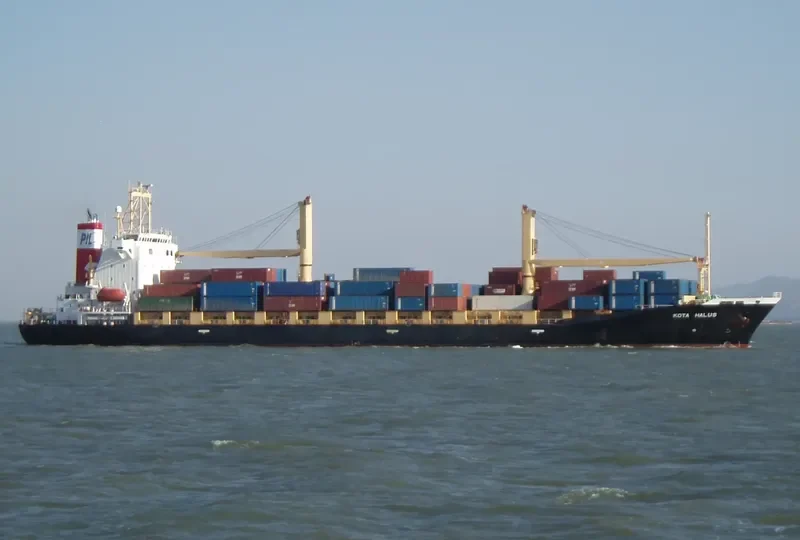 KOTA HALUS Container Ship IMO 9238612 photo 6