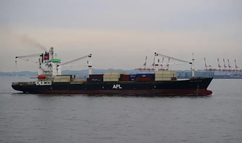 APL SAIPAN Container Ship IMO 9239850 photo 2