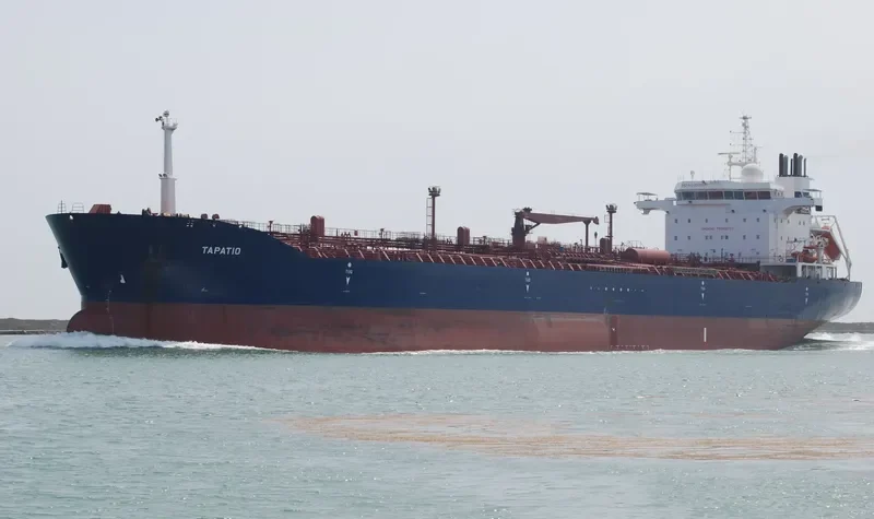 ENDO BREEZE Tanker IMO 9239977 photo 2