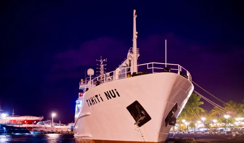 TAHITI NUI Passenger Ship IMO 9240067 photo 2